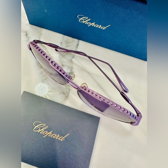 Chopard Aviator Sunglasses - Picture 3 of 11